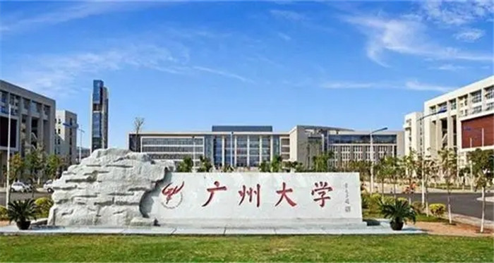 广州美术高考班将承认联考成绩的83所院都整理处理了,27