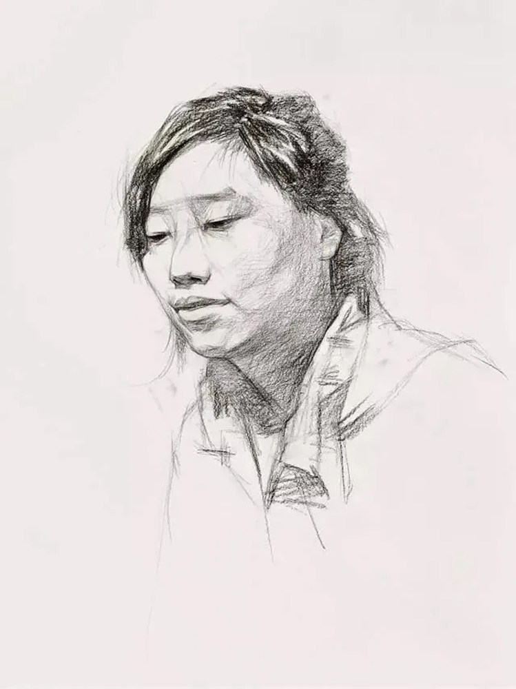 【广州画室基础巩固】女青年头像素描拿分点归纳,08
