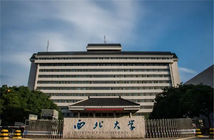 广州美术高考班将承认联考成绩的83所院都整理处理了,32