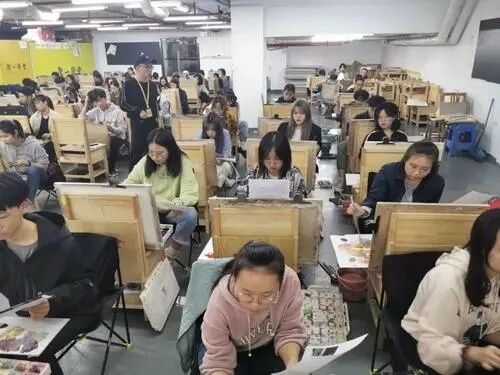 美术生为什么要参加模拟联考？广州画室带你了解一下1