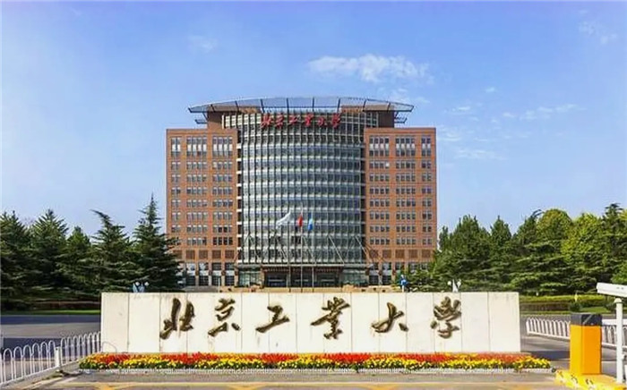 广州美术高考班将承认联考成绩的83所院都整理处理了,07