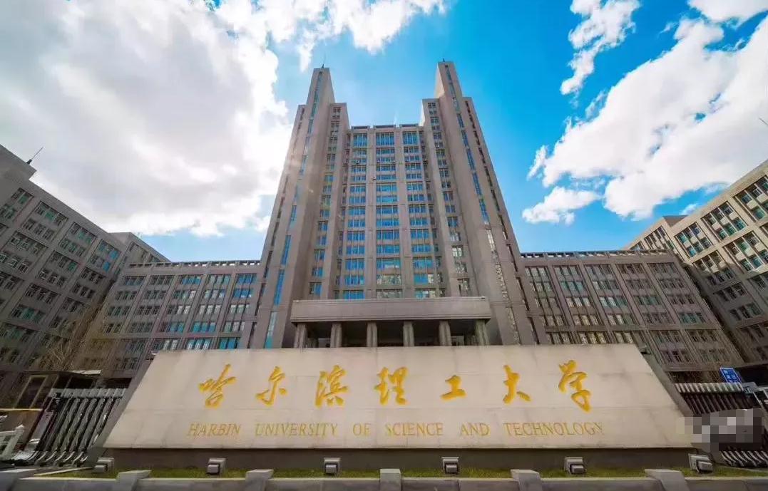 校考成绩不理想，广州艺考画室告诉你还有哪些途径上美院,04